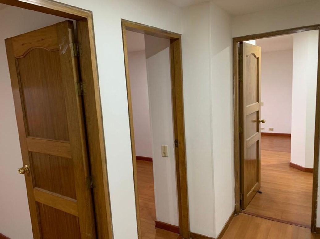 Apartamento de 3 alcobas en venta en San José Del Prado, Bogotá, 107 m² · foto 16 de 19
