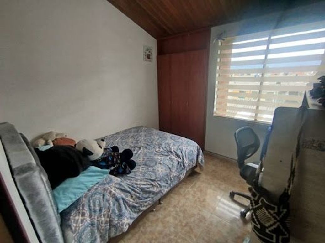 Apartamento de 3 alcobas en venta en Villas De Granada, Bogotá, 60 m² · foto 9 de 18