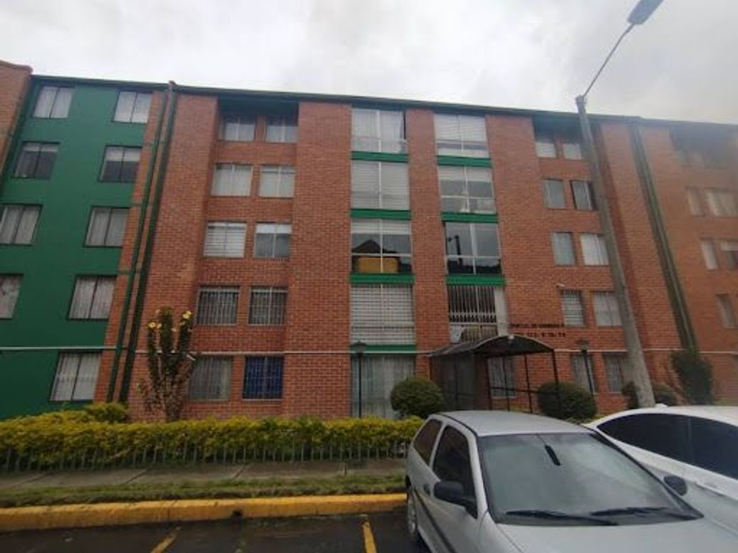 Apartamento de 3 alcobas en venta en Villas De Granada, Bogotá, 60 m² · foto 3 de 18