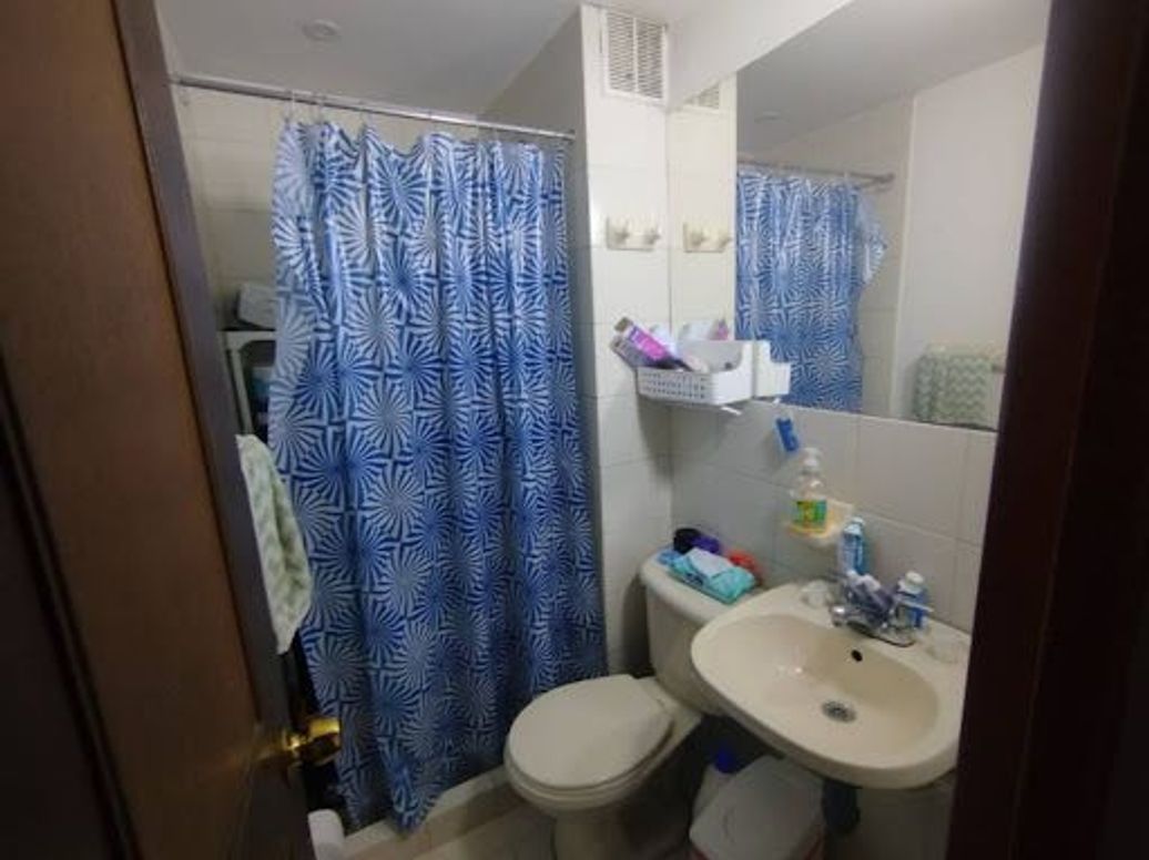 Apartamento de 3 alcobas en venta en Villas De Granada, Bogotá, 60 m² · foto 10 de 18