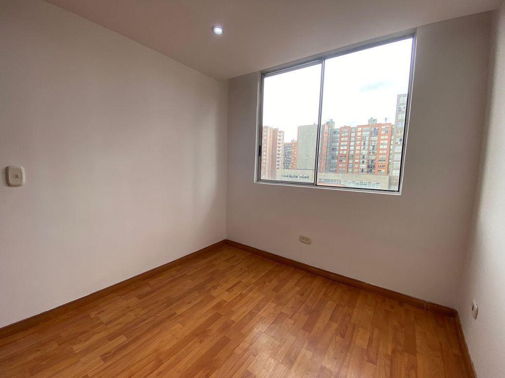 Apartamento en arriendo en Cjr El Manantial, Bogotá · foto 7 de 18