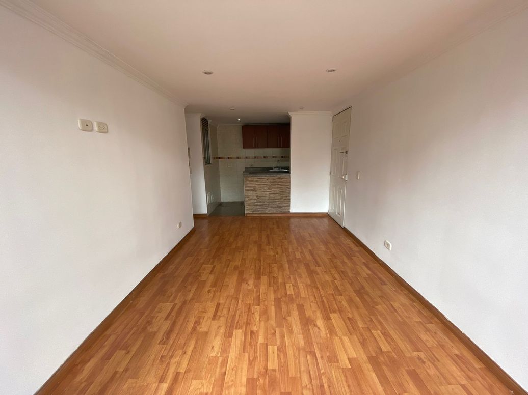 Apartamento en arriendo en Cjr El Manantial, Bogotá · foto 2 de 18