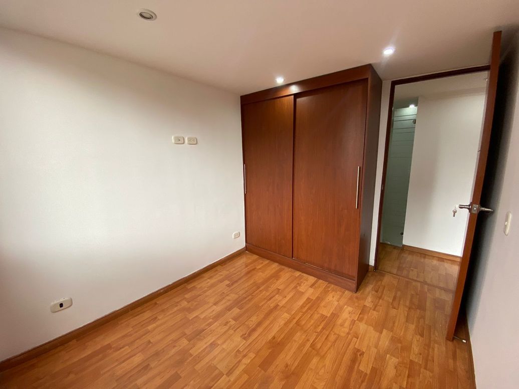Apartamento en arriendo en Cjr El Manantial, Bogotá · foto 15 de 18