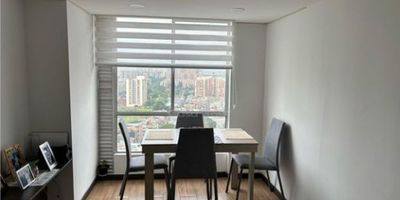 Se vende propiedad ubicada en el barrio Gilmar, en el piso 20 de un edificio en Bogotá D.C. La propiedad cuenta con 1 baño, 2 habitaciones, una superficie total de 39m² y una superficie cubierta de 39m². Entre los servicios disponibles se encuentran asador, alberca, agua potable, cancha de tenis y biblioteca. La dirección es Cl. 163 #59. La propiedad se encuentra en una ubicación privilegiada con fácil acceso a diversos servicios y comercios. Ideal para aquellos que buscan comodidad y tranquilidad en un entorno residencial. DSU-806
