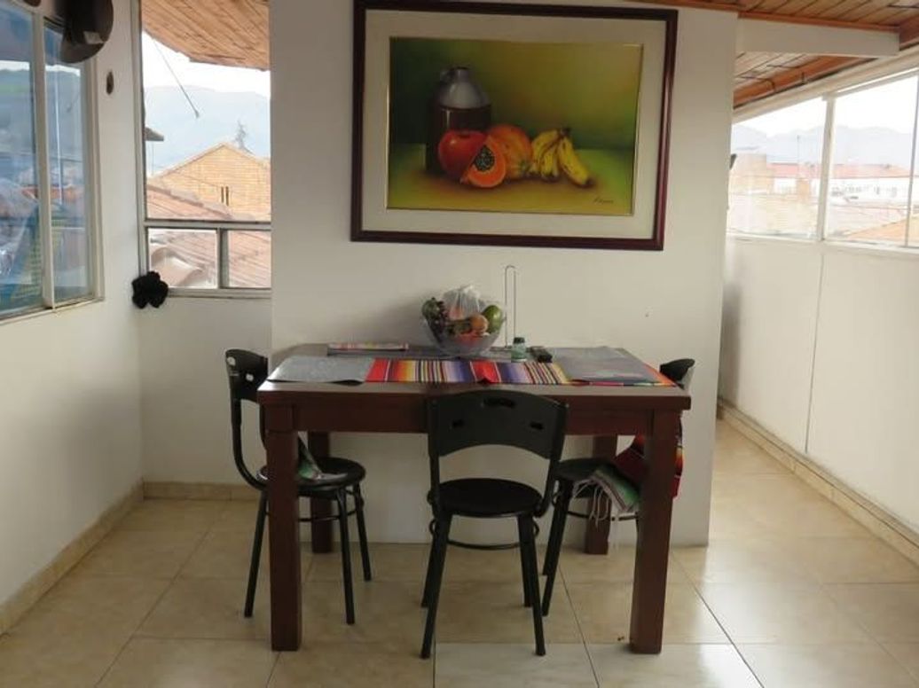 Casa de 6 alcobas en venta en Modelo Norte, Bogotá, 176 m² · foto 7 de 12