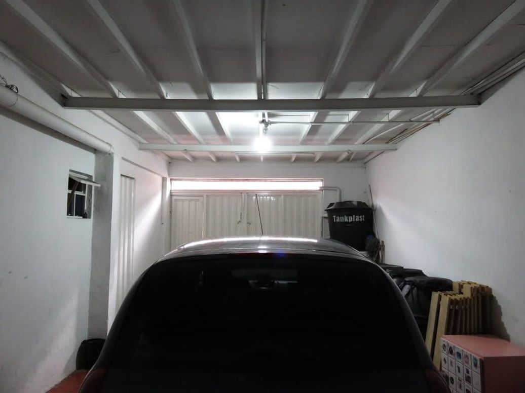 Casa de 6 alcobas en venta en Modelo Norte, Bogotá, 176 m² · foto 10 de 12