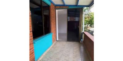 ? ¡SE VENDE APARTAMENTO EN CUARTO DE LEGUA ED.EL CANELO!

? Precio: $340.000.000
? Administración: $386.000
? Área: 67.42 m²
?️ Estrato: 5

?️ 3 Habitaciones
? 2 Baños
? 2 Ascensores
? Piscina
? Área Social

? Excelente ubicación y espacios cómodos para vivir o invertir.

? Contáctanos: 313 603 2464

✨ ¡Aprovecha esta oportunidad y haz parte de una excelente zona residencial!
