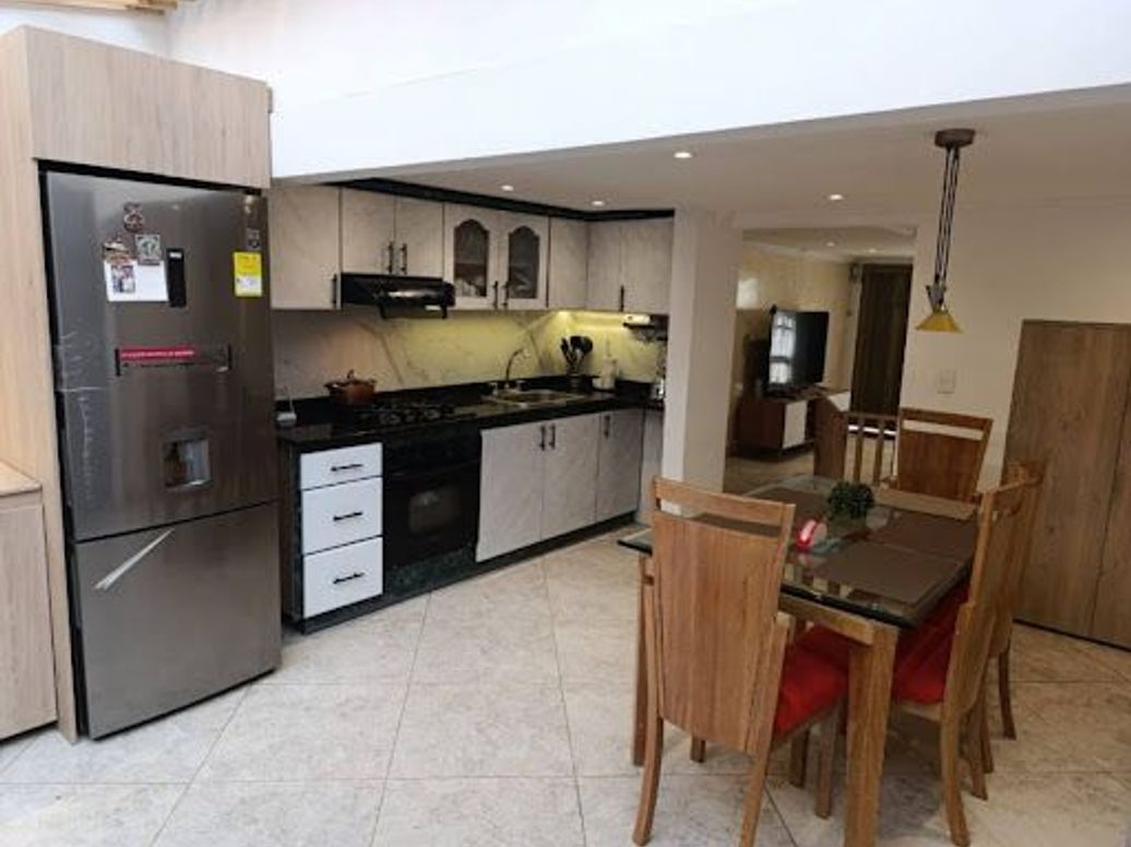 Casa de 4 alcobas en venta en Villas De Granada, Bogotá, 144 m² · foto 6 de 20