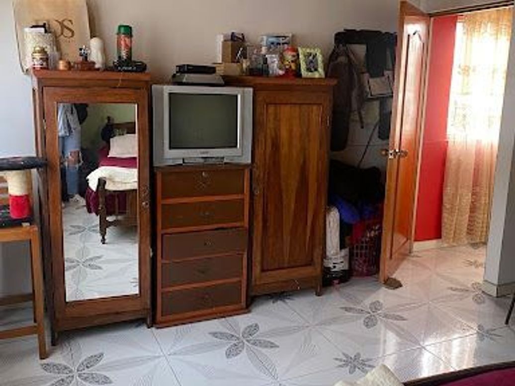 Casa de 7 alcobas en venta en Engativa Centro, Bogotá, 230 m² · foto 10 de 16