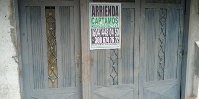 LOCAL COMERCIAL  EN ARRENDAMIENTO SECTOR MANRIQUE CENTRAL.
COMODIDADES:
1 SALON EN OBRA GRIS