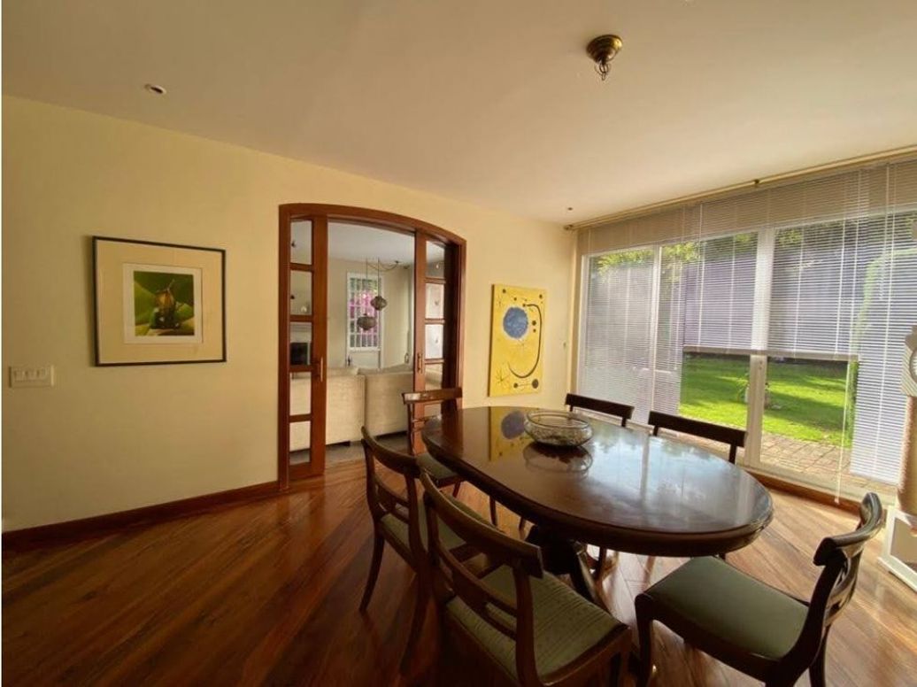 Casa de 4 alcobas en venta en San José De Bavaria, Bogotá, 434 m² · foto 3 de 20