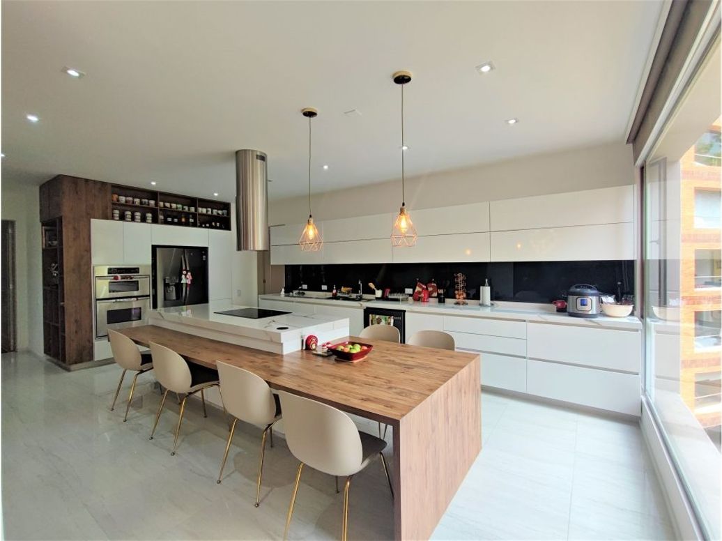 Apartamento de 4 alcobas en venta en Sotileza, Bogotá, 440 m² · foto 16 de 20