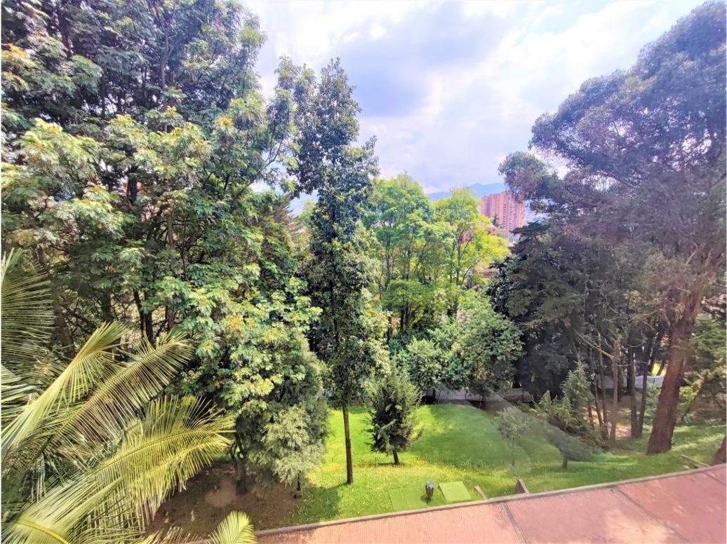 Apartamento de 4 alcobas en venta en Sotileza, Bogotá, 440 m² · foto 11 de 20