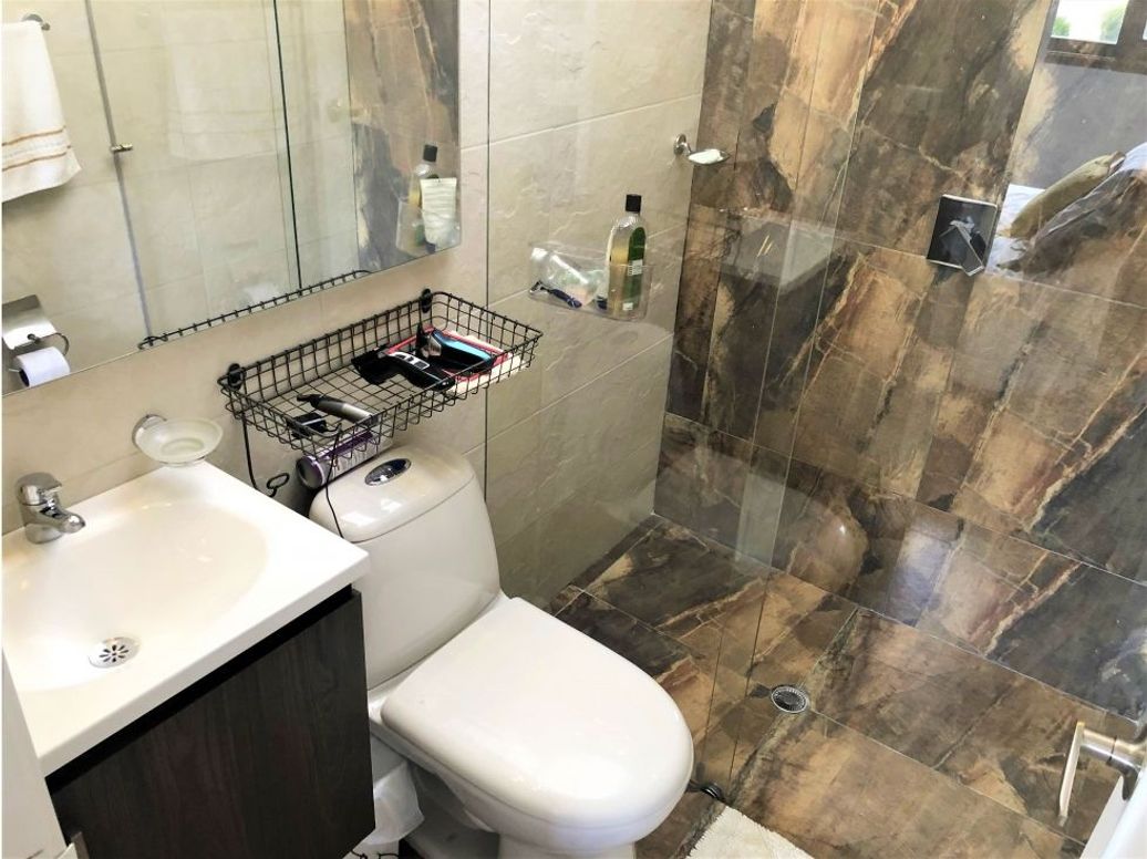 Casa de 4 alcobas en venta en Pontevedra, Bogotá, 254 m² · foto 15 de 20