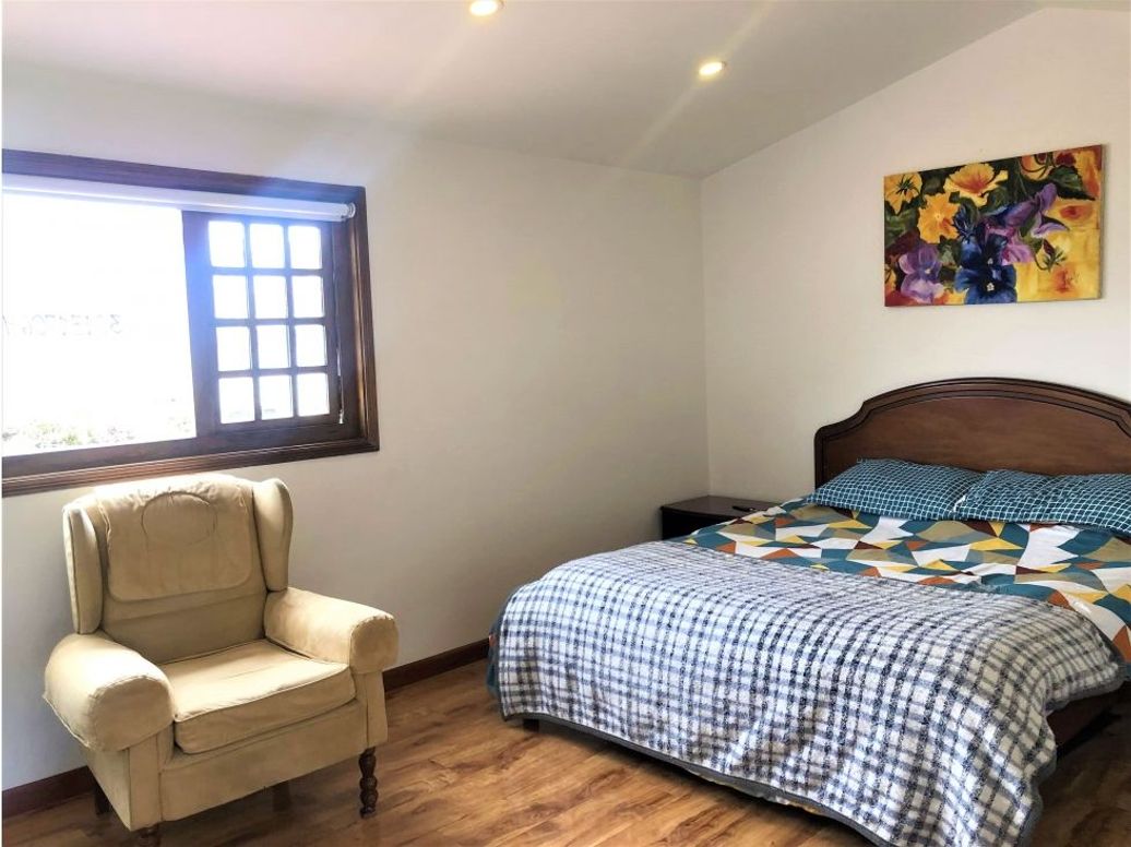 Casa de 4 alcobas en venta en Pontevedra, Bogotá, 254 m² · foto 9 de 20