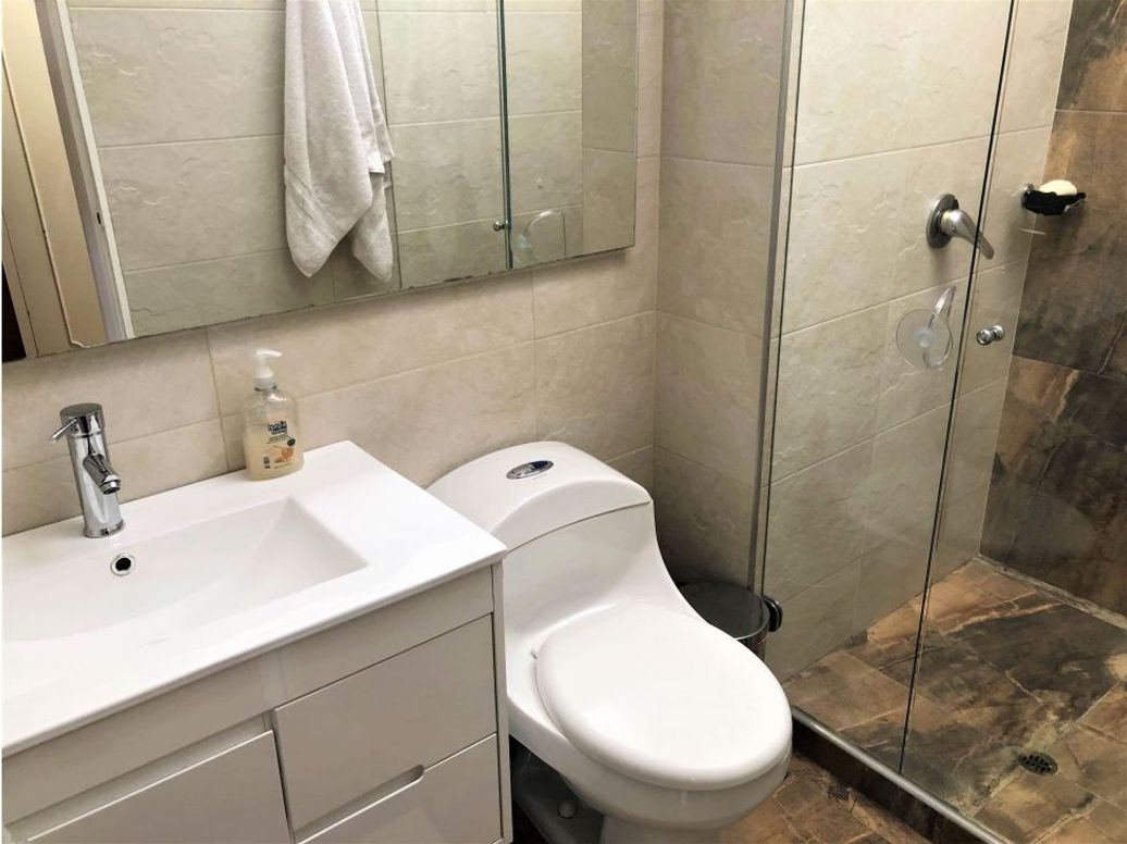 Casa de 4 alcobas en venta en Pontevedra, Bogotá, 254 m² · foto 11 de 20