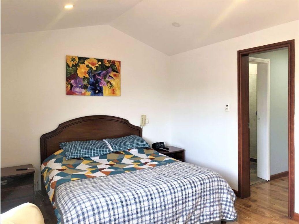 Casa de 4 alcobas en venta en Pontevedra, Bogotá, 254 m² · foto 10 de 20