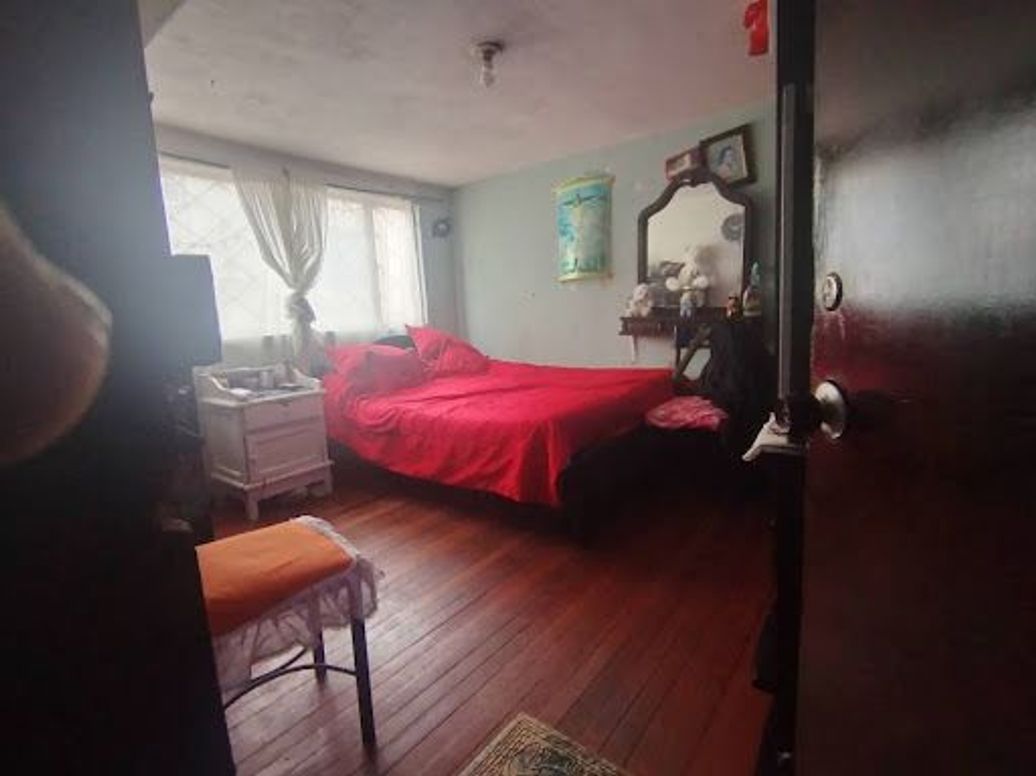 Casa de 5 alcobas en venta en Alfonso López Sector El Progreso, Bogotá, 142 m² · foto 6 de 20