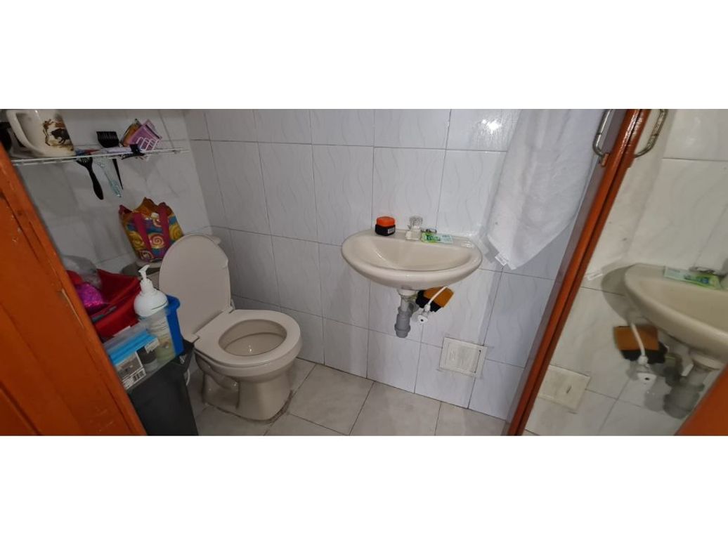 Casa de 7 alcobas en venta en Pastrana, Bogotá, 295 m² · foto 18 de 20