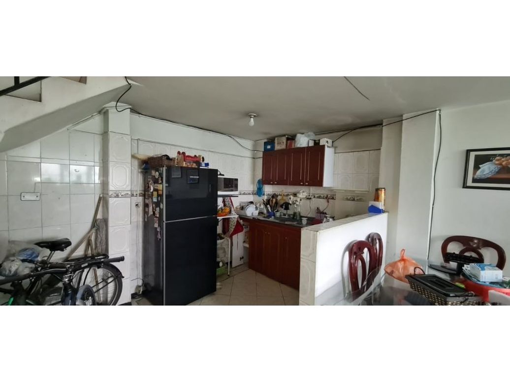 Casa de 7 alcobas en venta en Pastrana, Bogotá, 295 m² · foto 19 de 20