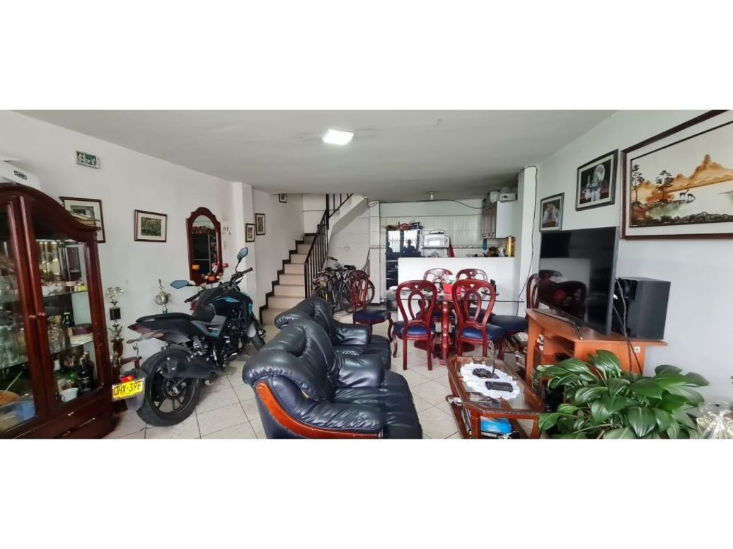 Casa de 7 alcobas en venta en Pastrana, Bogotá, 295 m² · foto 20 de 20