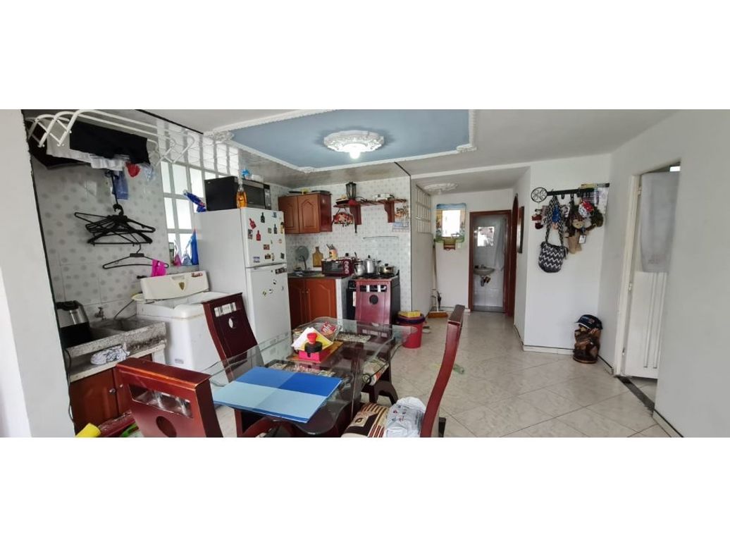 Casa de 7 alcobas en venta en Pastrana, Bogotá, 295 m² · foto 16 de 20