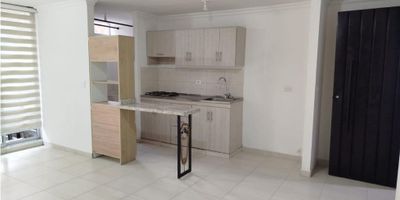 ¡Oportunidad de inversión en Dosquebradas!

Te presentamos este inmueble ubicado en el sector de Santa Isabel, una zona residencial tranquila y de alta valorización. Se encuentra a tan solo 15 minutos del centro de Pereira, con fácil acceso a transporte público, supermercados, colegios y zonas comerciales.

? Precio especial de oportunidad, ideal para inversionistas o familias que buscan una excelente ubicación a un valor muy competitivo.

No dejes pasar esta excelente oportunidad. ¡Contáctanos para más información o para agendar una visita!
