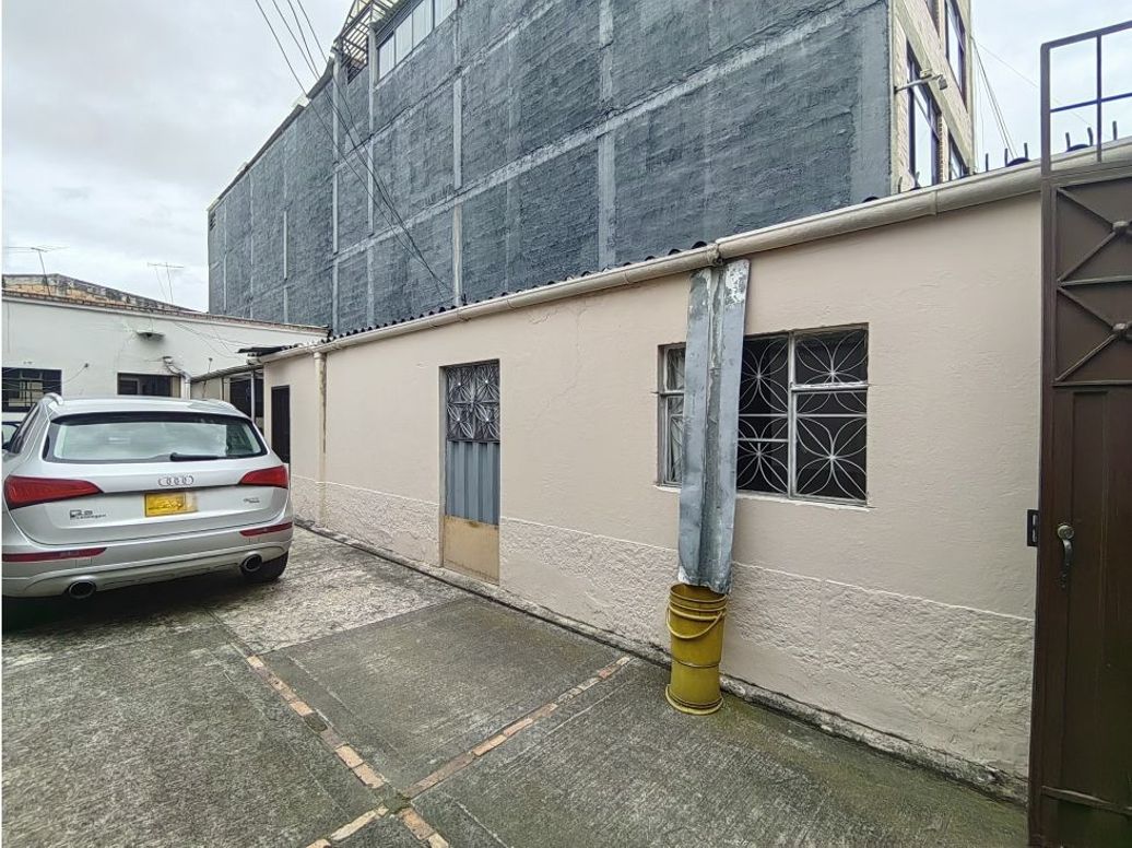 Casa de 6 alcobas en venta en San Cristobal Norte, Bogotá, 245 m² · foto 3 de 20