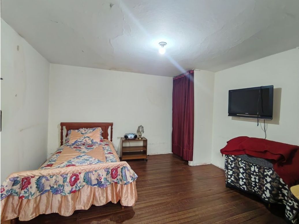 Casa de 6 alcobas en venta en San Cristobal Norte, Bogotá, 245 m² · foto 17 de 20