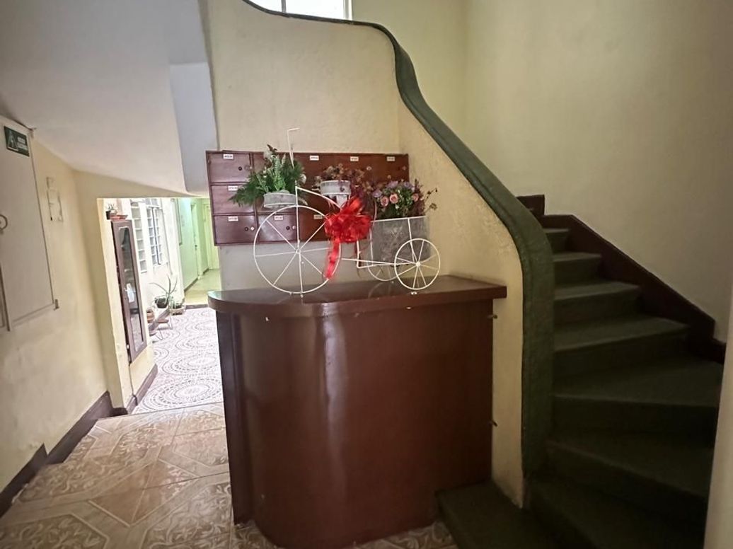 Apartamento de 1 alcoba en venta en La Veracruz, Bogotá, 52 m² · foto 2 de 15