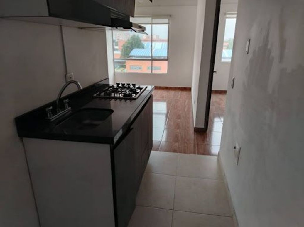 Apartamento de 2 alcobas en venta en El Redil, Bogotá, 42 m² · foto 7 de 12