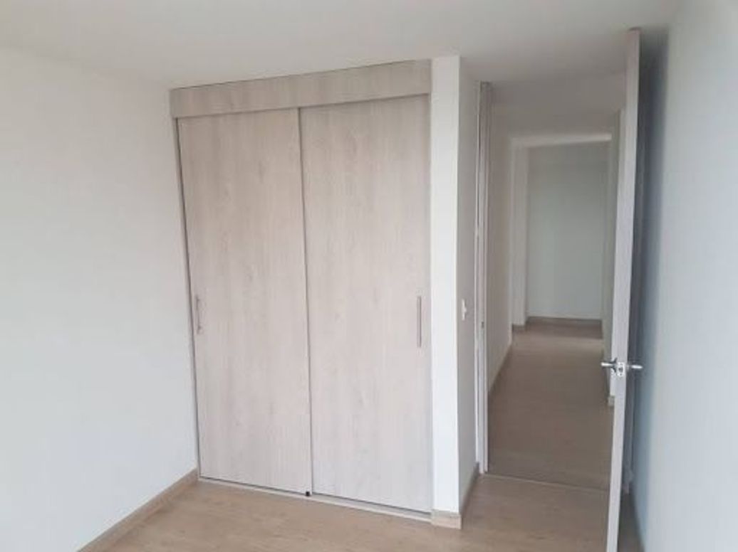Apartamento de 3 alcobas en venta en Buenos Aires El Sosiego, Bogotá, 90 m² · foto 10 de 20