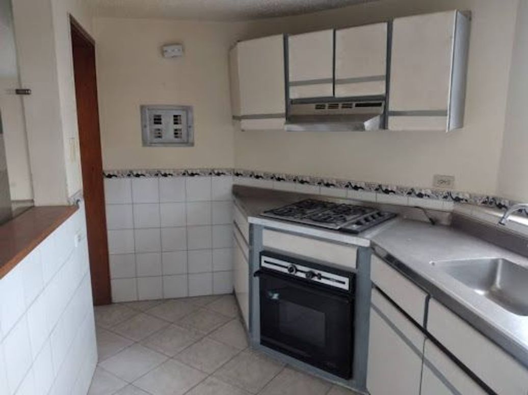 Apartamento de 3 alcobas en venta en Bosque De Modelia, Bogotá, 116 m² · foto 4 de 20