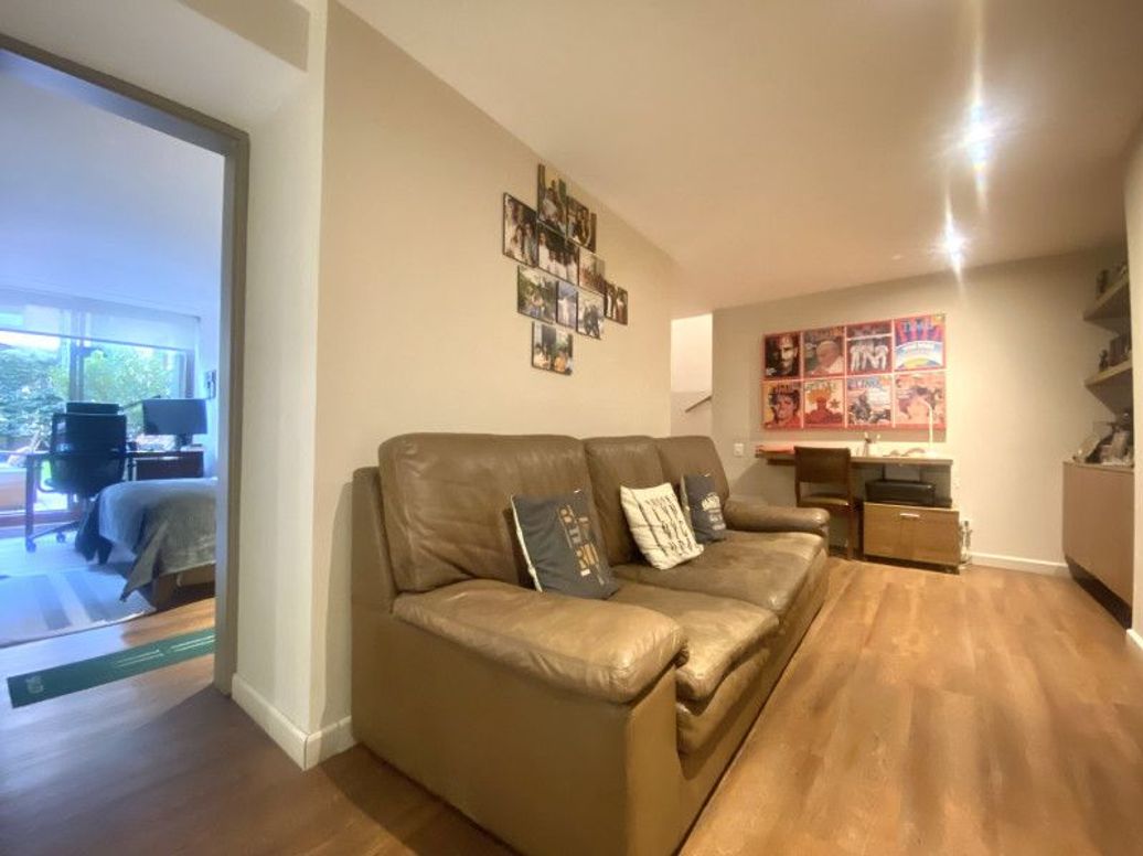 Apartamento de 3 alcobas en venta en Los Rosales, Bogotá, 192 m² · foto 15 de 20