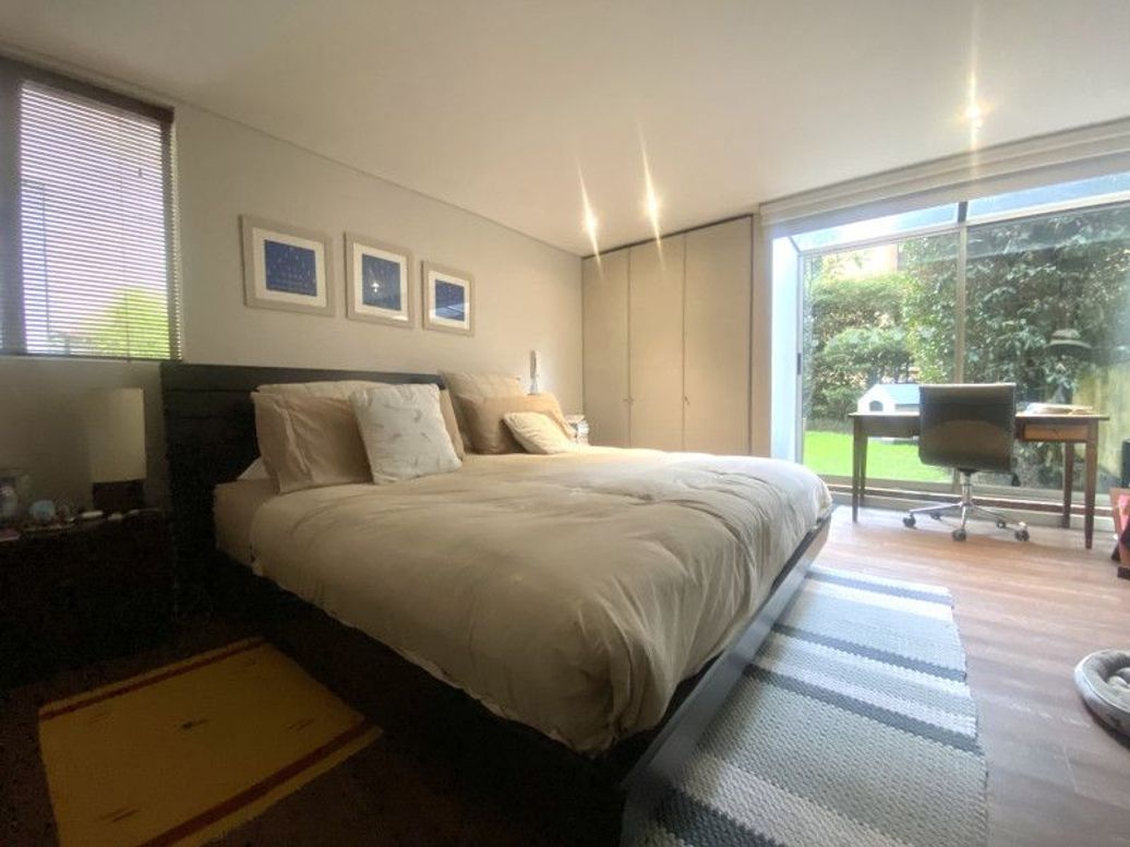 Apartamento de 3 alcobas en venta en Los Rosales, Bogotá, 192 m² · foto 16 de 20