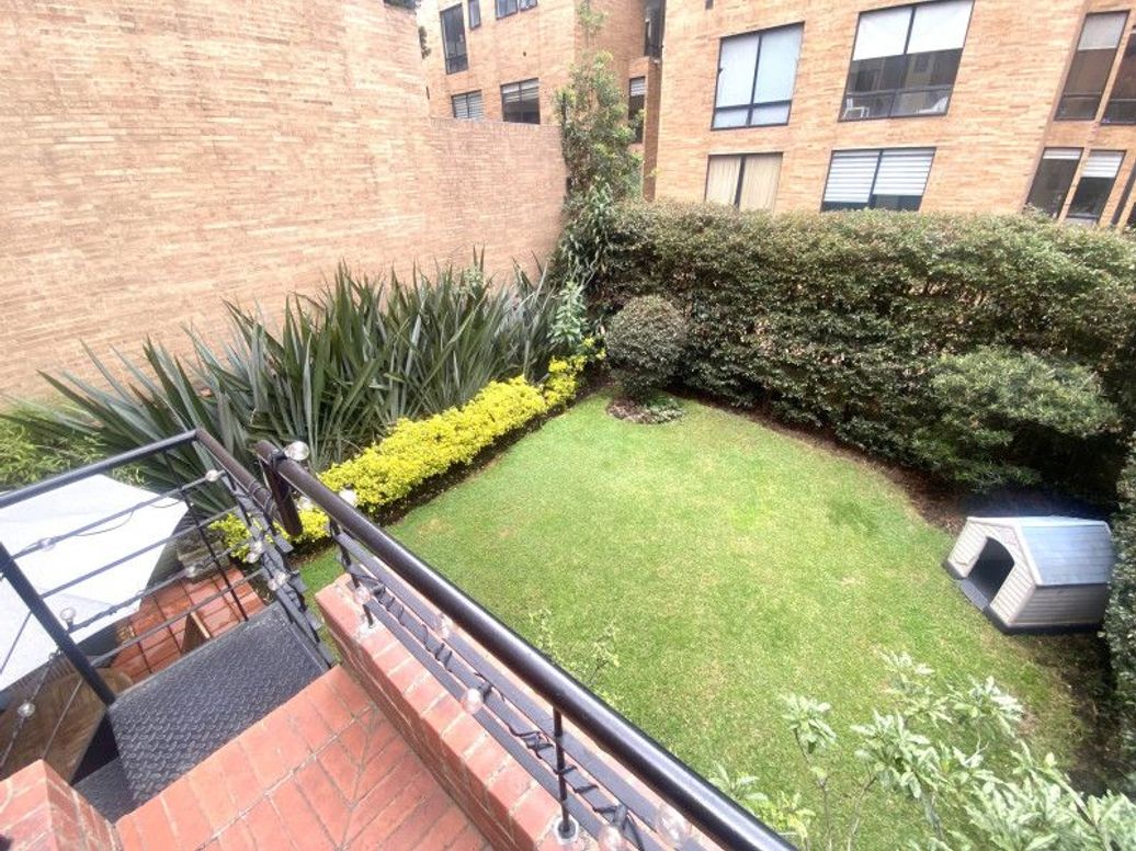 Apartamento de 3 alcobas en venta en Los Rosales, Bogotá, 192 m² · foto 6 de 20