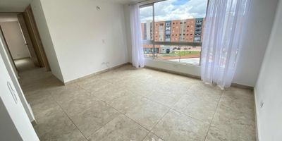 [VEN] ID HOUM: 153673

En Houm te ayudamos de forma fácil y segura. Los beneficios de comprar con nosotros:
    • Te ayudamos a conseguir financiamiento a través de una asesoría personalizada
    • Mediación y seguimiento de todo el proceso
    • Ponemos a tu disposición profesionales en notariado, registro y asesoría jurídica
¡Solo te preocupas de las firmas!

Departamento en venta, ubicado en el barrio Verganzo, con una superficie construida de 50.00 m² y superficie total de 55.00 m². 

Sus principales características son:

    • 3 dormitorios
    • 2 baños
    • No Admite mascotas
    • Año de construcción: 2023
            
Además, el inmueble cuenta con las siguientes amenidades:

    • Salón de eventos
    • Ascensor
    • Zona de juegos
    • Alberca
    • Gimnasio

Si compras con nosotros, te brindamos asesoría personalizada durante todo el proceso.
Más que una inmobiliaria, somos Houm.
*Aplican T&C