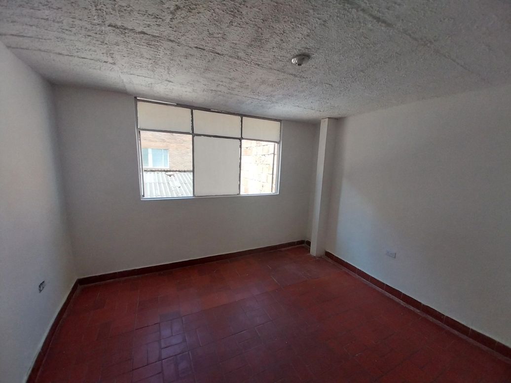 Casa de 6 alcobas en venta en Cr Quintas Del Recreo Et. V, Bogotá, 134 m² · foto 9 de 16