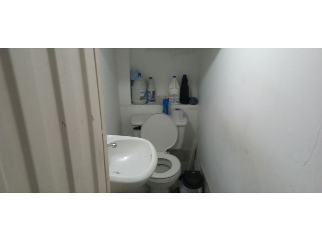 Casa de 7 alcobas en venta en La Campiña, Bogotá, 238 m² · foto 4 de 20