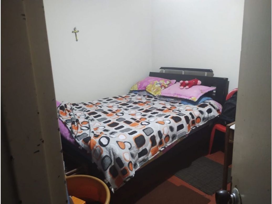 Casa de 7 alcobas en venta en La Campiña, Bogotá, 238 m² · foto 16 de 20