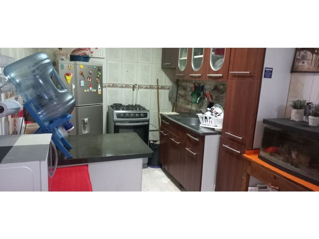 Casa de 7 alcobas en venta en La Campiña, Bogotá, 238 m² · foto 13 de 20