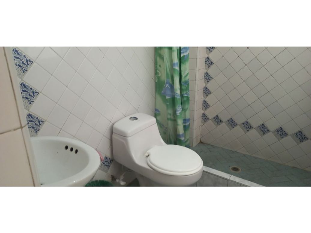 Casa de 7 alcobas en venta en La Campiña, Bogotá, 238 m² · foto 14 de 20