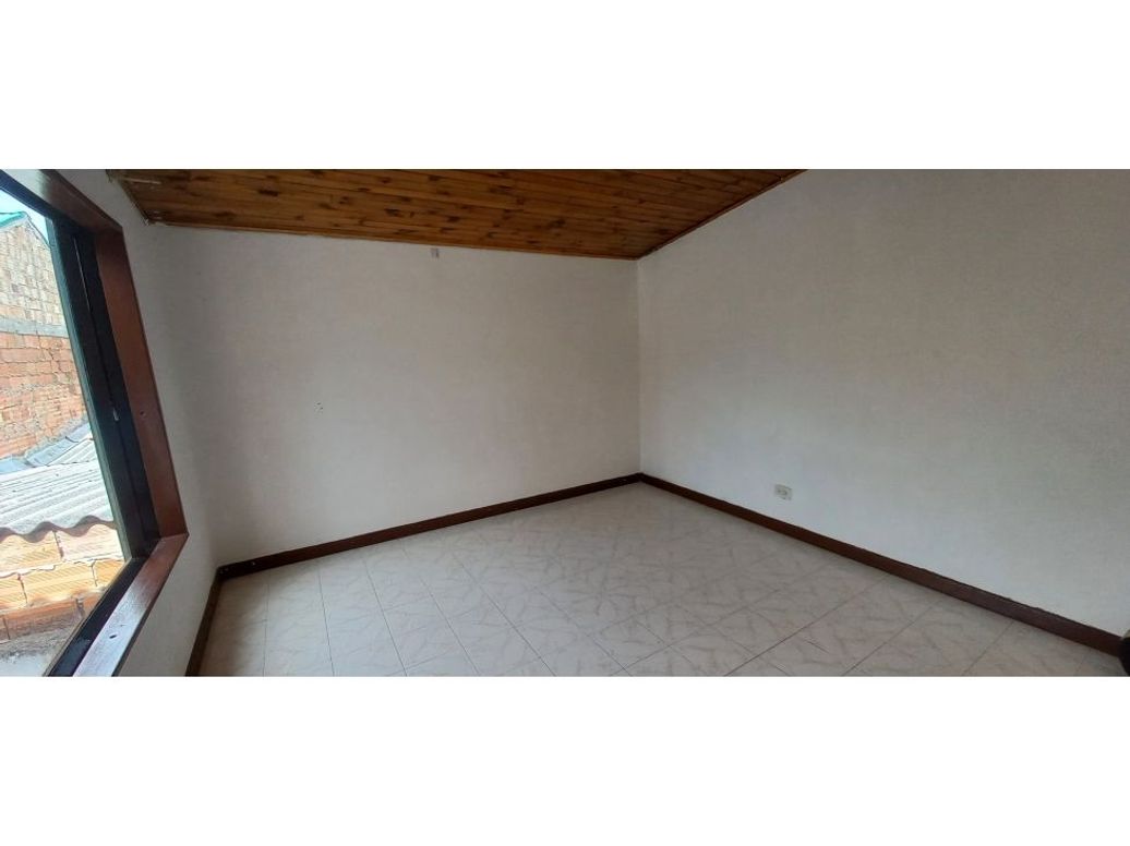 Casa de 6 alcobas en venta en Verbenal, Bogotá, 450 m² · foto 11 de 17
