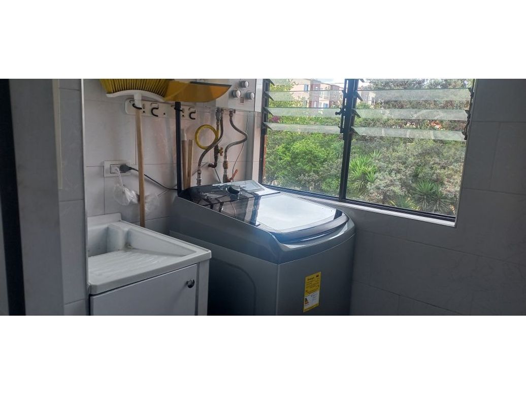 Apartamento de 3 alcobas en venta en La Campiña, Bogotá, 75 m² · foto 15 de 16