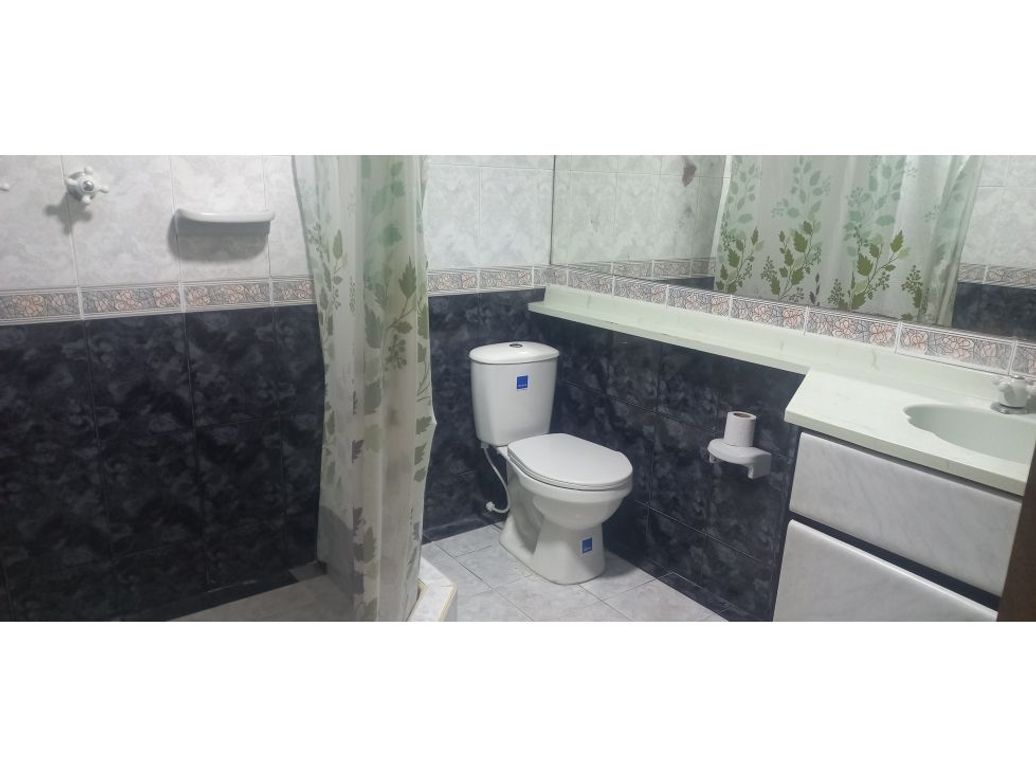 Casa de 6 alcobas en venta en Suba, Bogotá, 230 m² · foto 17 de 20