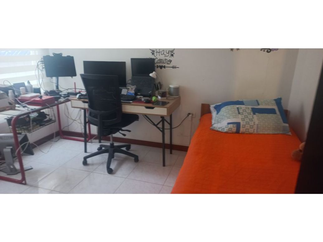 Casa de 6 alcobas en venta en Suba, Bogotá, 230 m² · foto 10 de 20