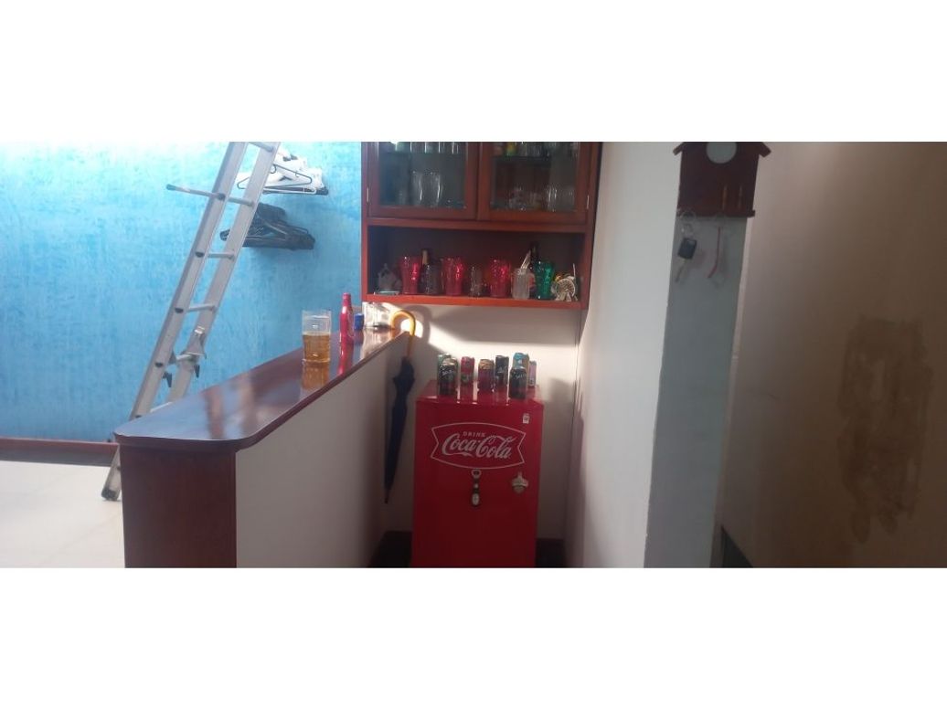 Casa de 6 alcobas en venta en Suba, Bogotá, 230 m² · foto 3 de 20
