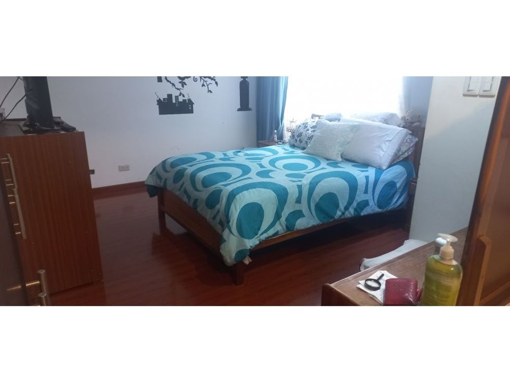 Casa de 6 alcobas en venta en Suba, Bogotá, 230 m² · foto 5 de 20
