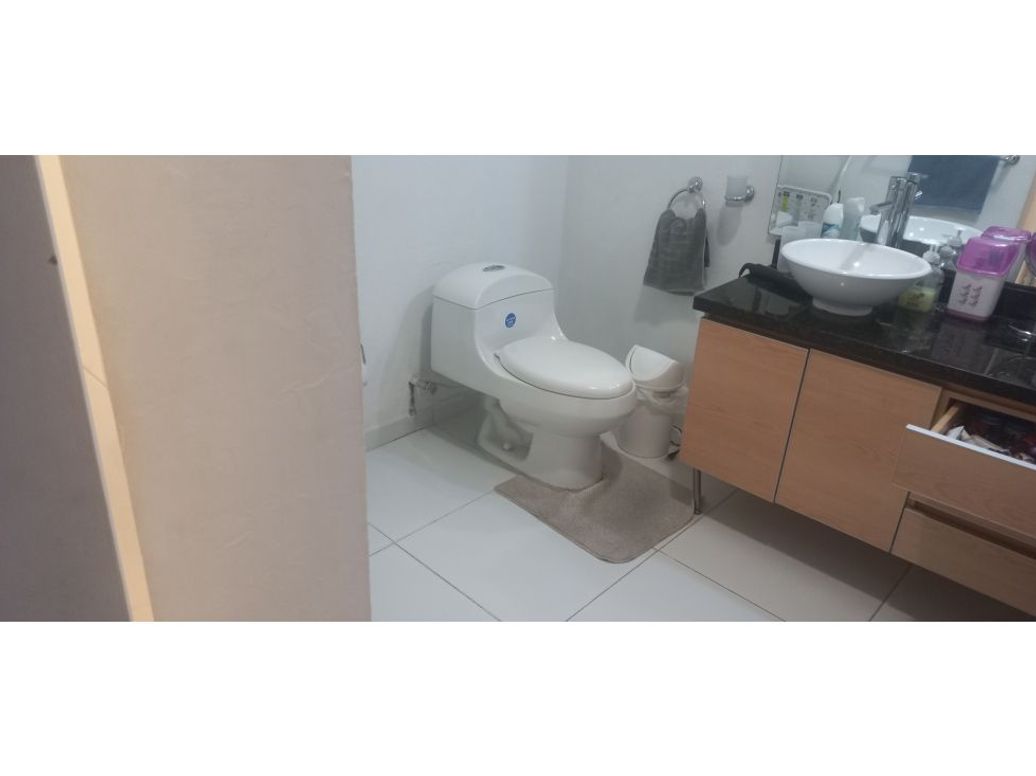 Casa de 4 alcobas en venta en Prado Veraniego Sur, Bogotá, 292 m² · foto 15 de 20