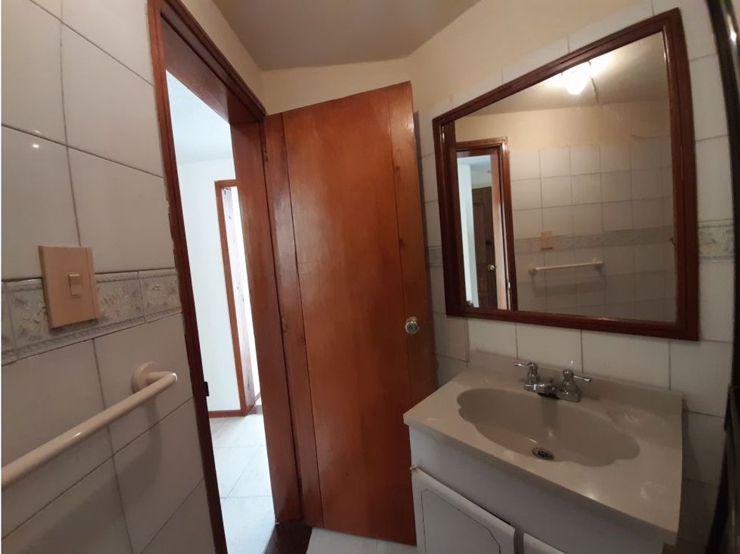 Apartamento de 3 alcobas en venta en Modelia, Bogotá, 115 m² · foto 18 de 19